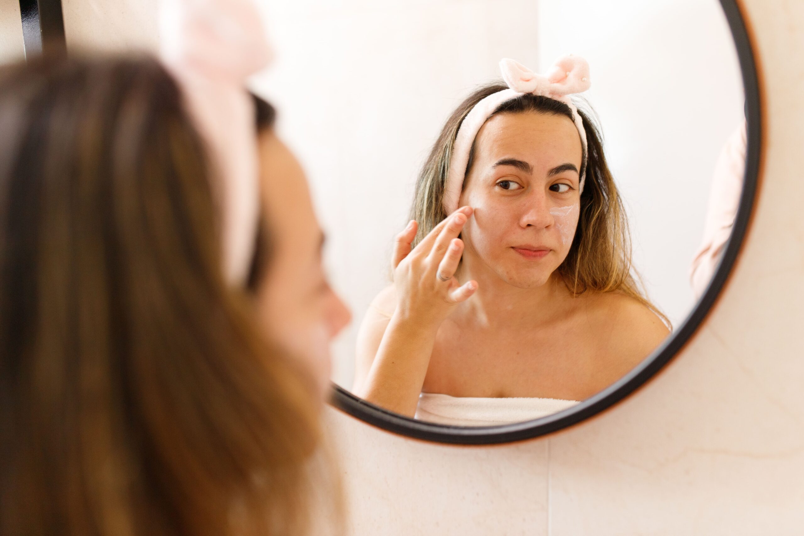 Skincare para iniciantes: como iniciar sua rotina para uma pele radiante