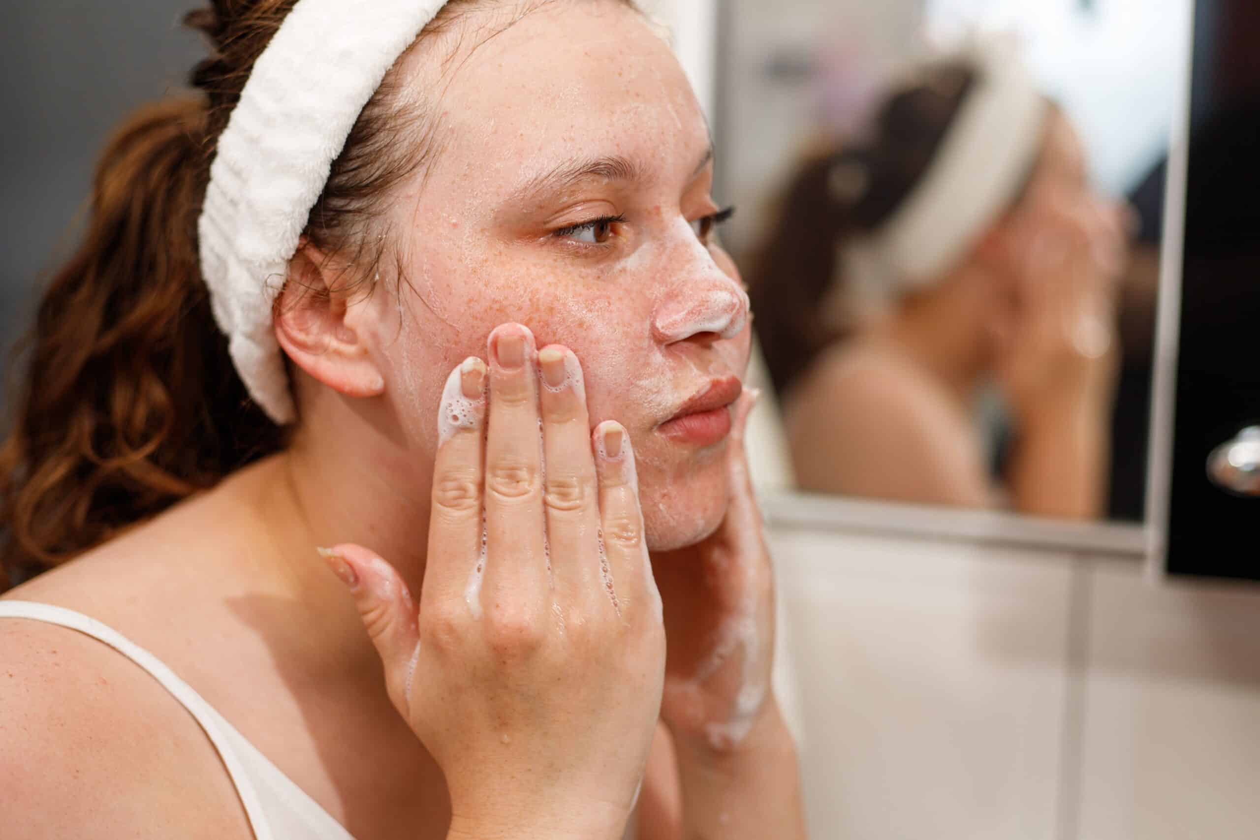 Limpeza de pele: um passo simples na rotina, mas fundamental